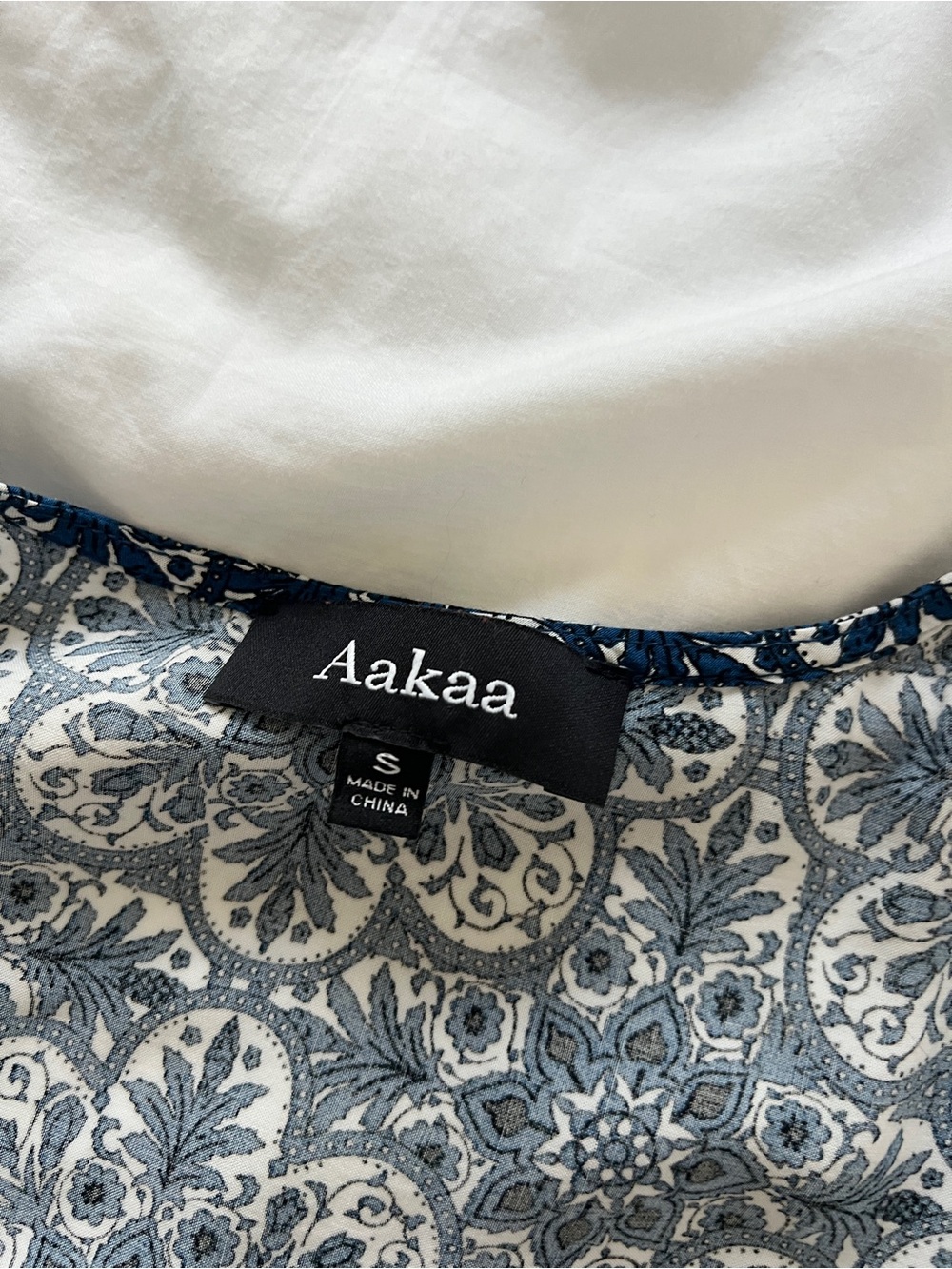 Aakaa Blue White Floral Maxi Dress S Boho Coastal Vacation - Picture 3 of 4